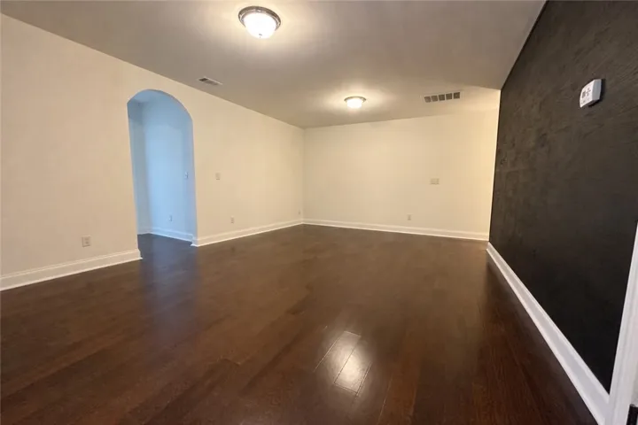 Media w/out furniture
