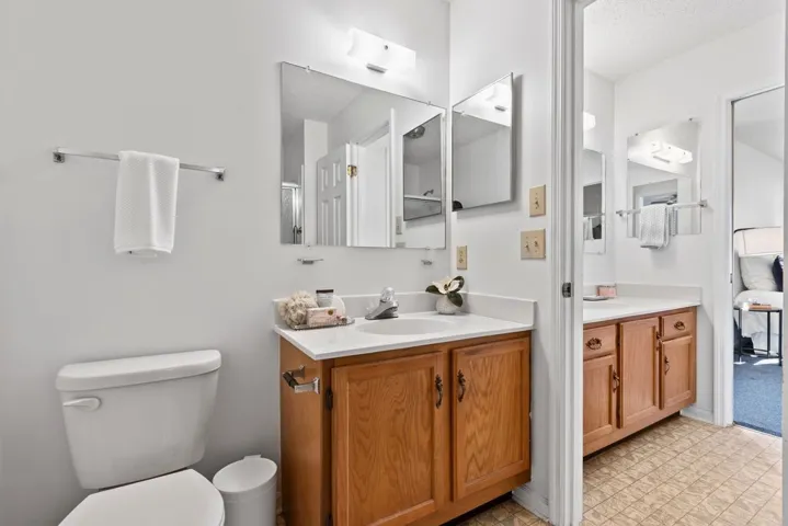 Main bathroom
