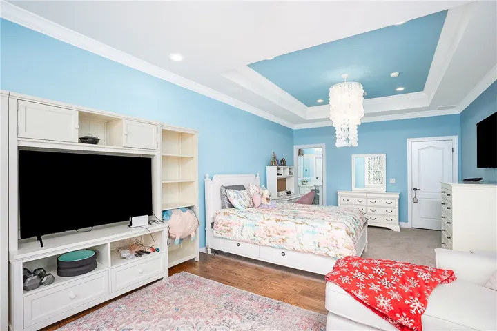 Bedroom 3 Suite - Upstairs