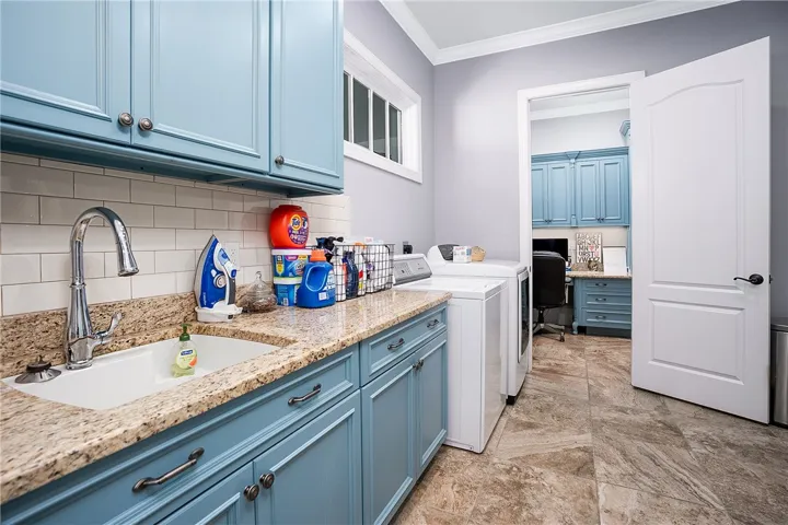 Laundry Room - Main Level