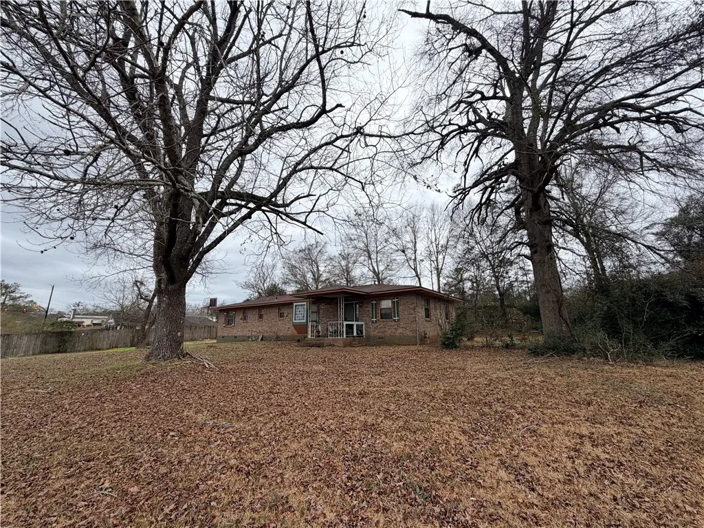 Current front view of property with dwelling.