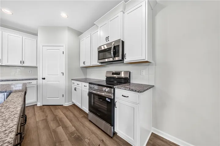 6 Liberty Place, None, Alabama 36856