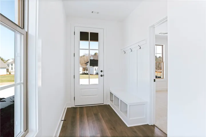 Entry way & drop zone - Example of a completed Exterior Unit Townhome