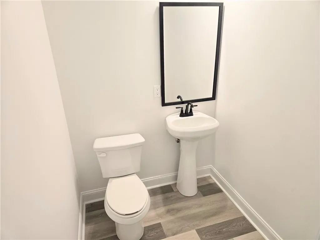 Downstairs half-bath
