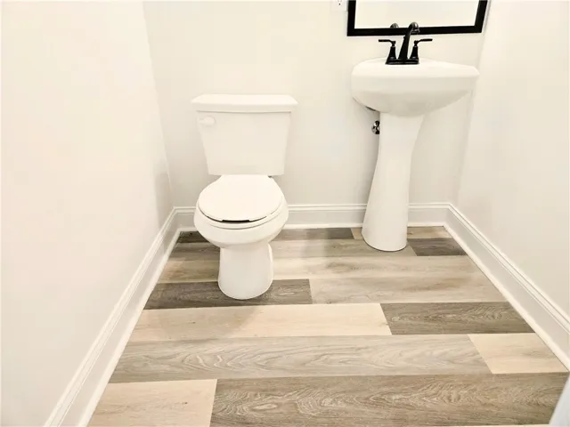 Downstairs half-bath