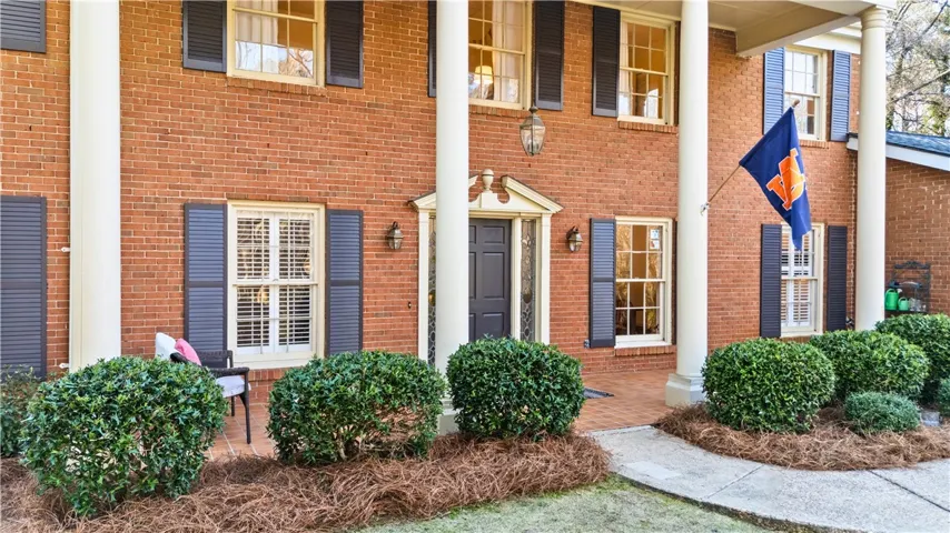 AUsome front porch