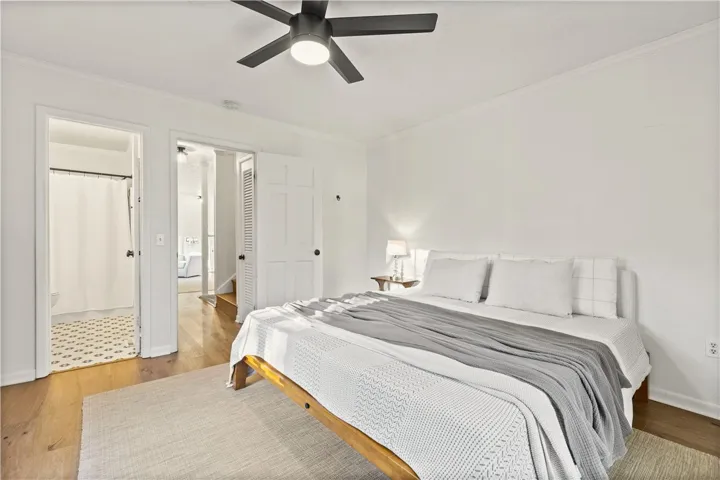 Add'l view into ensuite & tucked stairway leading to guest rooms