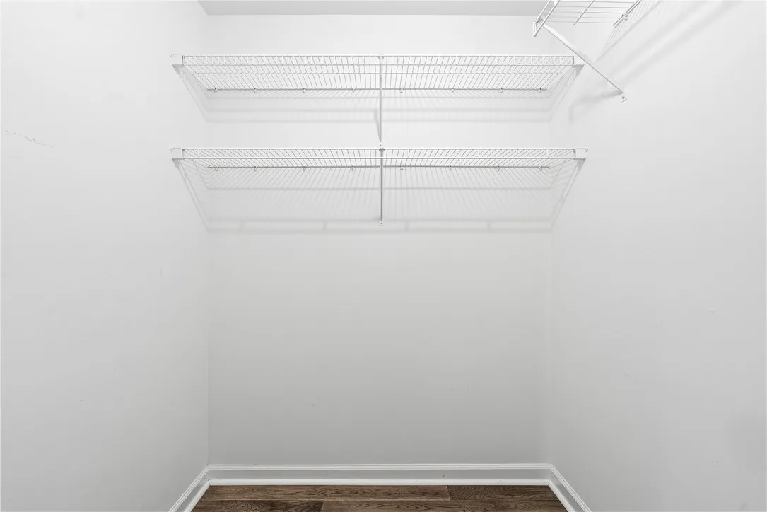 Apartment, huge closet