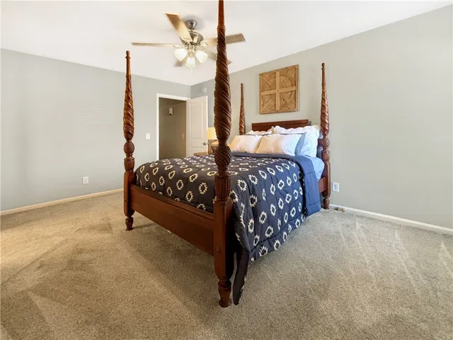 1007 Stonegate Drive, Auburn, Alabama 36832