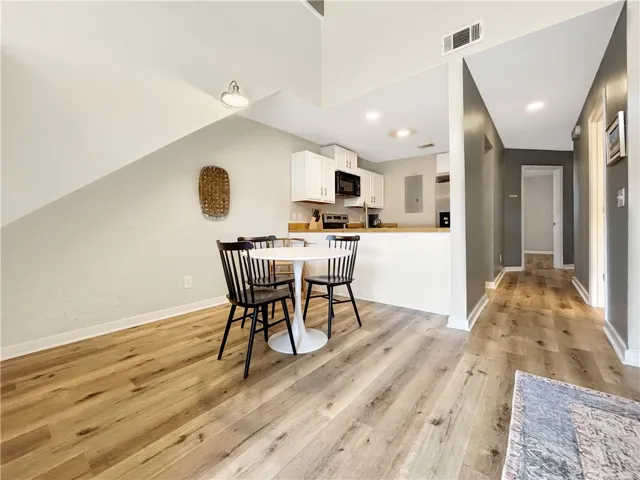 1007 Stonegate Drive, Auburn, Alabama 36832