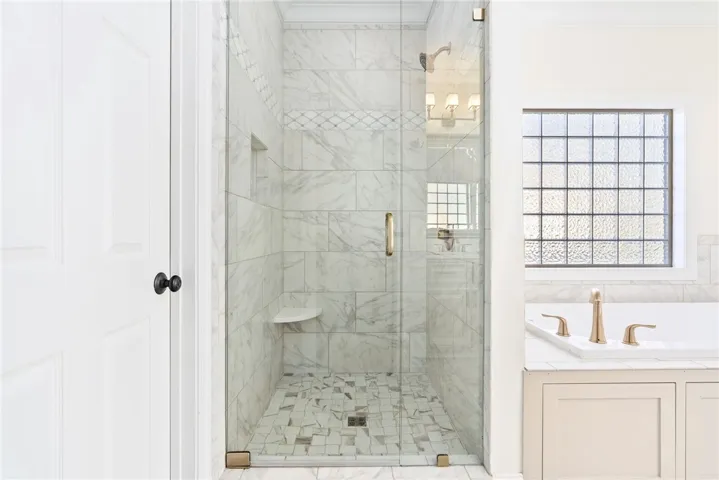 Updated Primary Bathroom