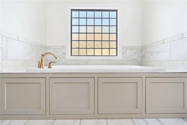 Updated Primary Bathroom