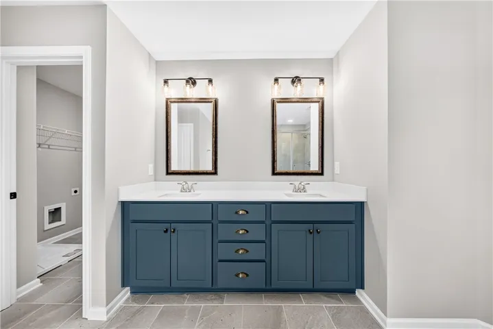 1556 Academy Drive, Auburn, Alabama 36830