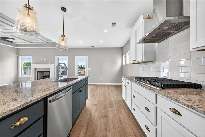 1556 Academy Drive, Auburn, Alabama 36830