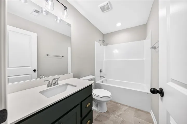 1556 Academy Drive, Auburn, Alabama 36830