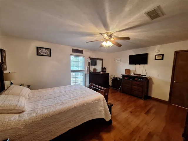 1024 Center Street, Valley, Alabama 36854