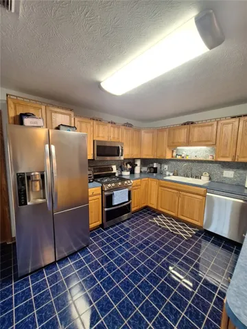 1024 Center Street, Valley, Alabama 36854