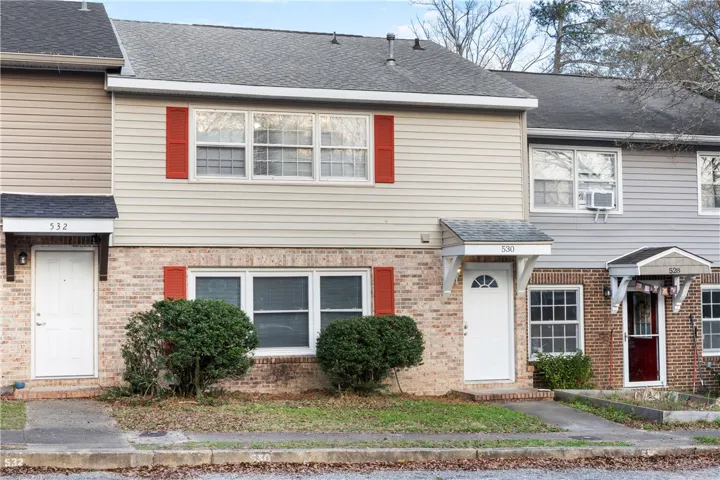 Welcome to 530 Oak Meadow Lane!