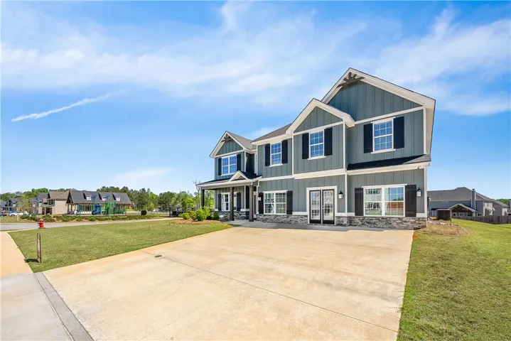 3003 Wymond Drive, Opelika, Alabama 36804