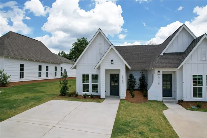 New Designer Duette on Lot 101 - Est. completion of September 2026. - Example of exterior elevation of a completed Duette Plan