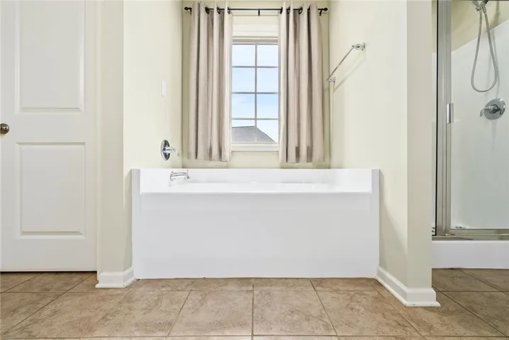 2904 Ashley Lane, Opelika, Alabama 36804