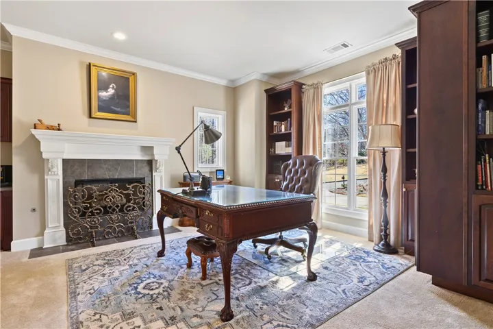 Large library/study adjacent to primary