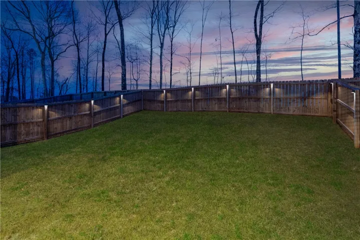 Grass in image has been virtually enhanced.