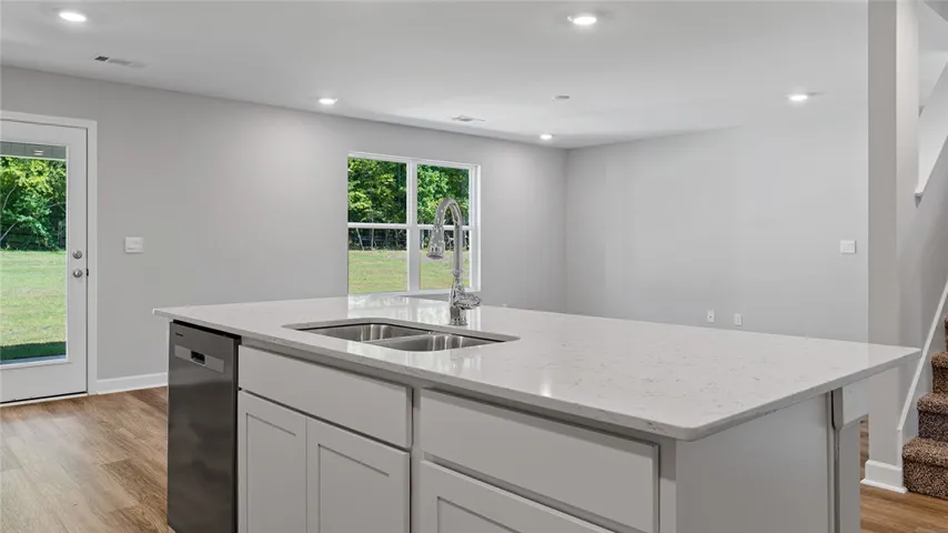 260 Driver Lane, Auburn, Alabama 36830