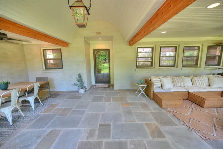 Lots of space for seating, hosting and entertaining!