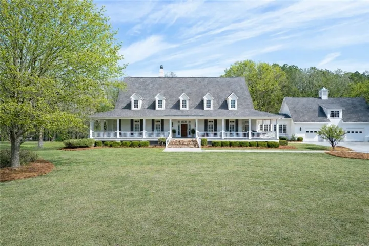 Welcome to 1103 Andrews Road