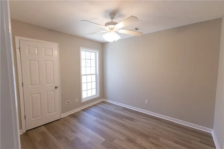 Rear bedroom