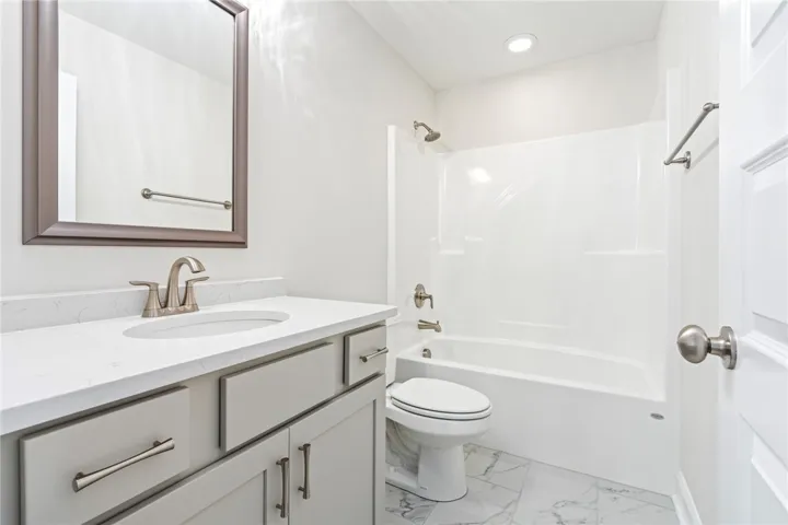 836 Bridge Street, Auburn, Alabama 36832