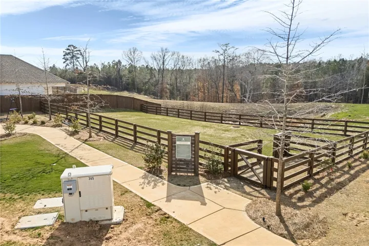 Dog park just steps away