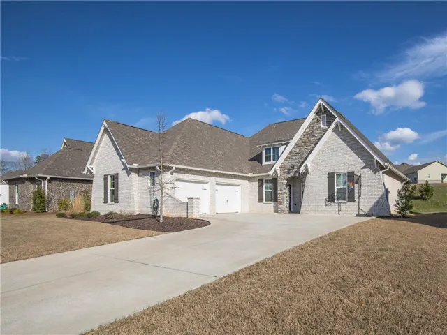 2502 Fountainview Court, Auburn, Alabama 36832