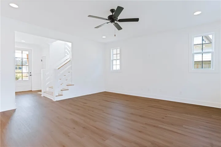 Example of a Harlow Floorplan - Foyer/Living Room