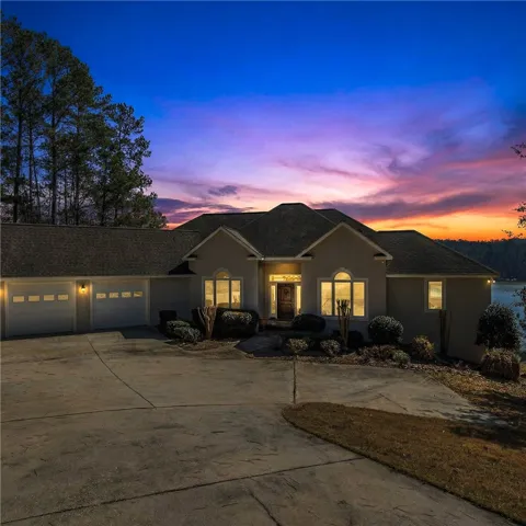 1689 River Oaks Drive, Jacksons Gap, Alabama 36861