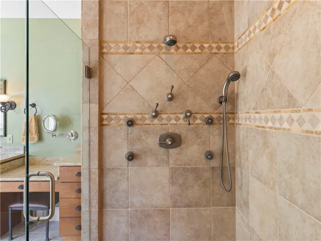 1689 River Oaks Drive, Jacksons Gap, Alabama 36861