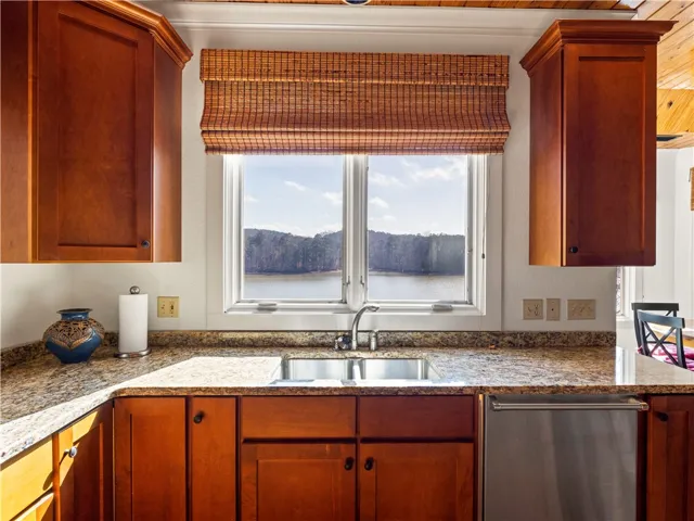 1689 River Oaks Drive, Jacksons Gap, Alabama 36861