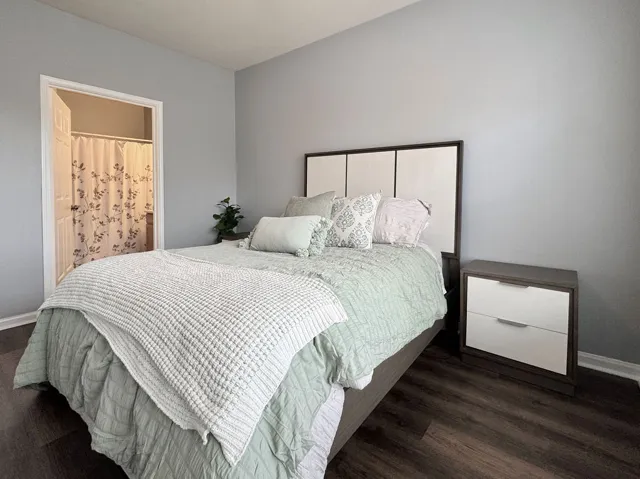 Primary Bedroom with Ensuite​​‌​​​​‌​​‌‌​‌‌​​​‌‌​‌​‌​‌​​​‌​​ Bath