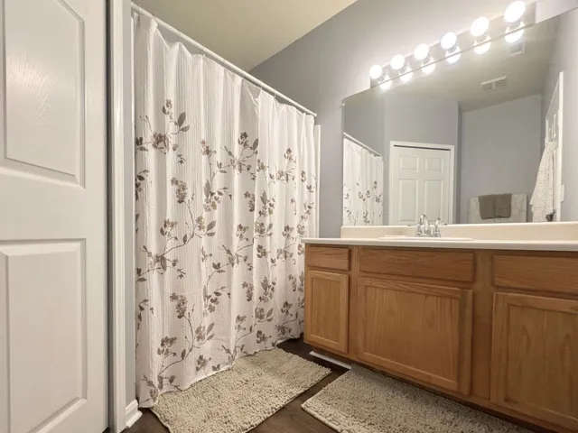 Primary Ensuite Bath with Garden tub/shower