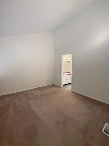 1033 Stonegate Drive E, Auburn, Alabama 36832