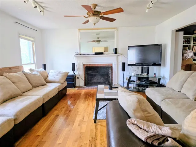 Family Room from front entry