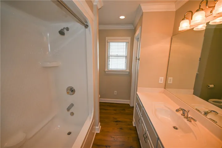 125 Charleston Place, Auburn, Alabama 36830