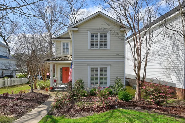 125 Charleston Place, Auburn, Alabama 36830