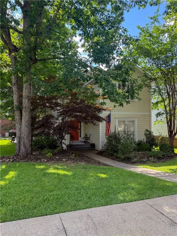 Welcome to 125 Charleston Place!