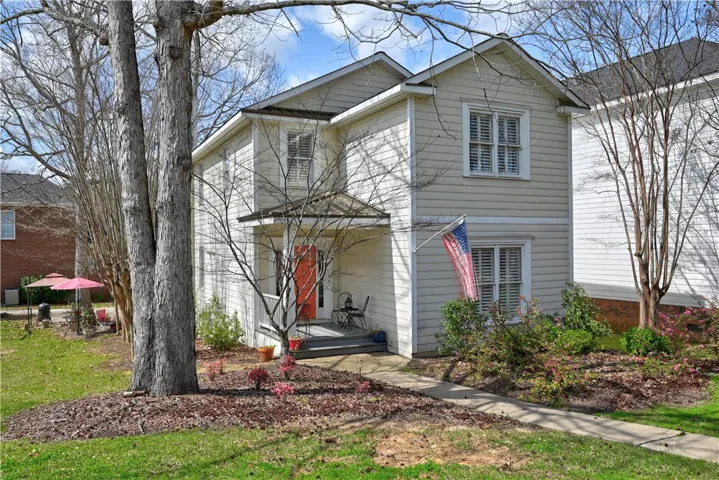 Welcome to 125 Charleston Place!