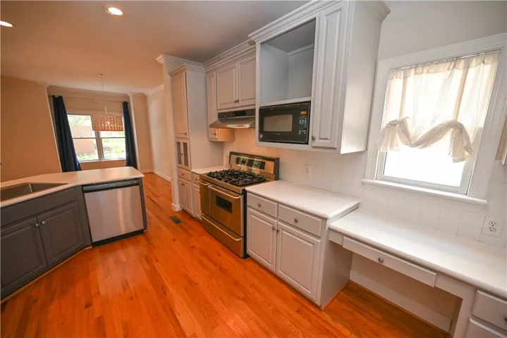 125 Charleston Place, Auburn, Alabama 36830