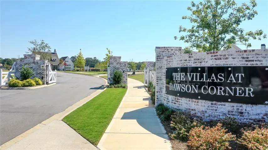 DAWSON CORNER GATED ENTRANCE