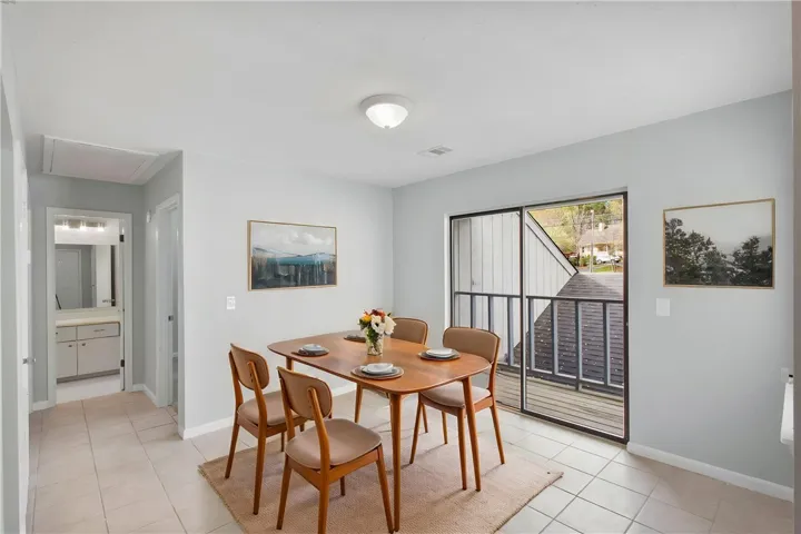 This image has been virtually staged. Property is shown with digital furnishings that are not present in the home and are for illustration purposes only.