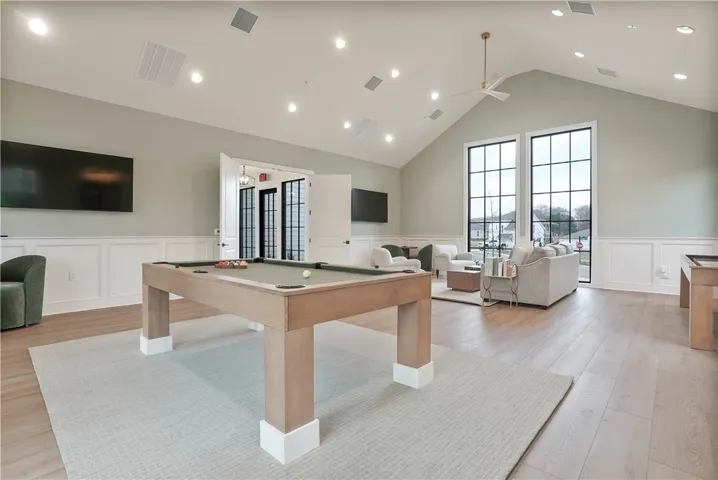 Clubhouse Gameroom!!